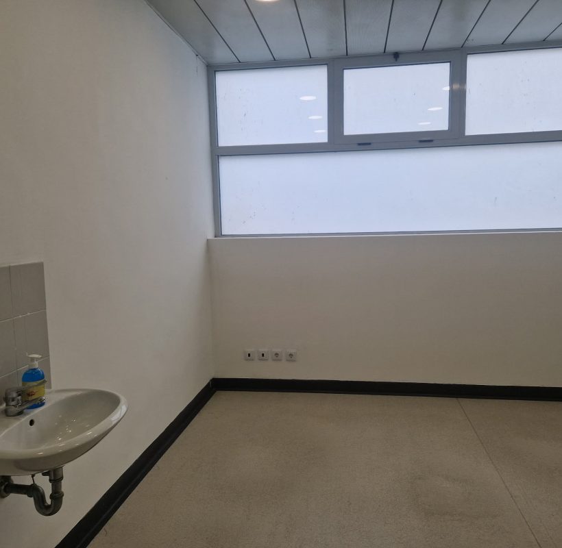 61d01c41-9621-412f-8523-c0181ed4642d