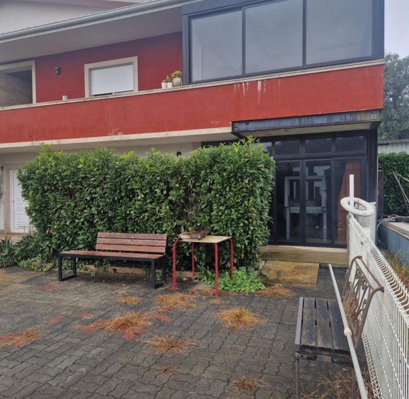 aaebc3f8-9914-4e16-8d75-aa7f5a7b5f47